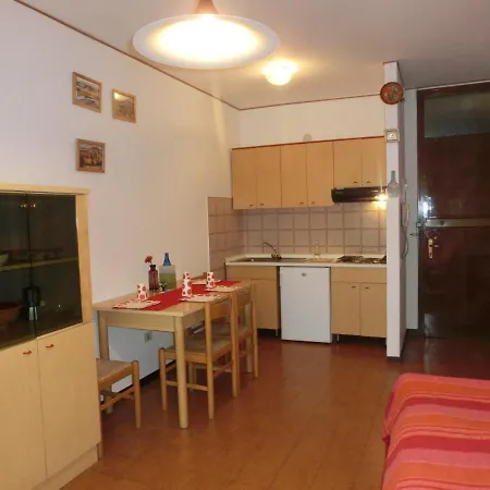 Apartament One-bedroom 350 Meters From The Sea *